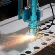 برش لیزری فلزات با دستگاه برش فایبر